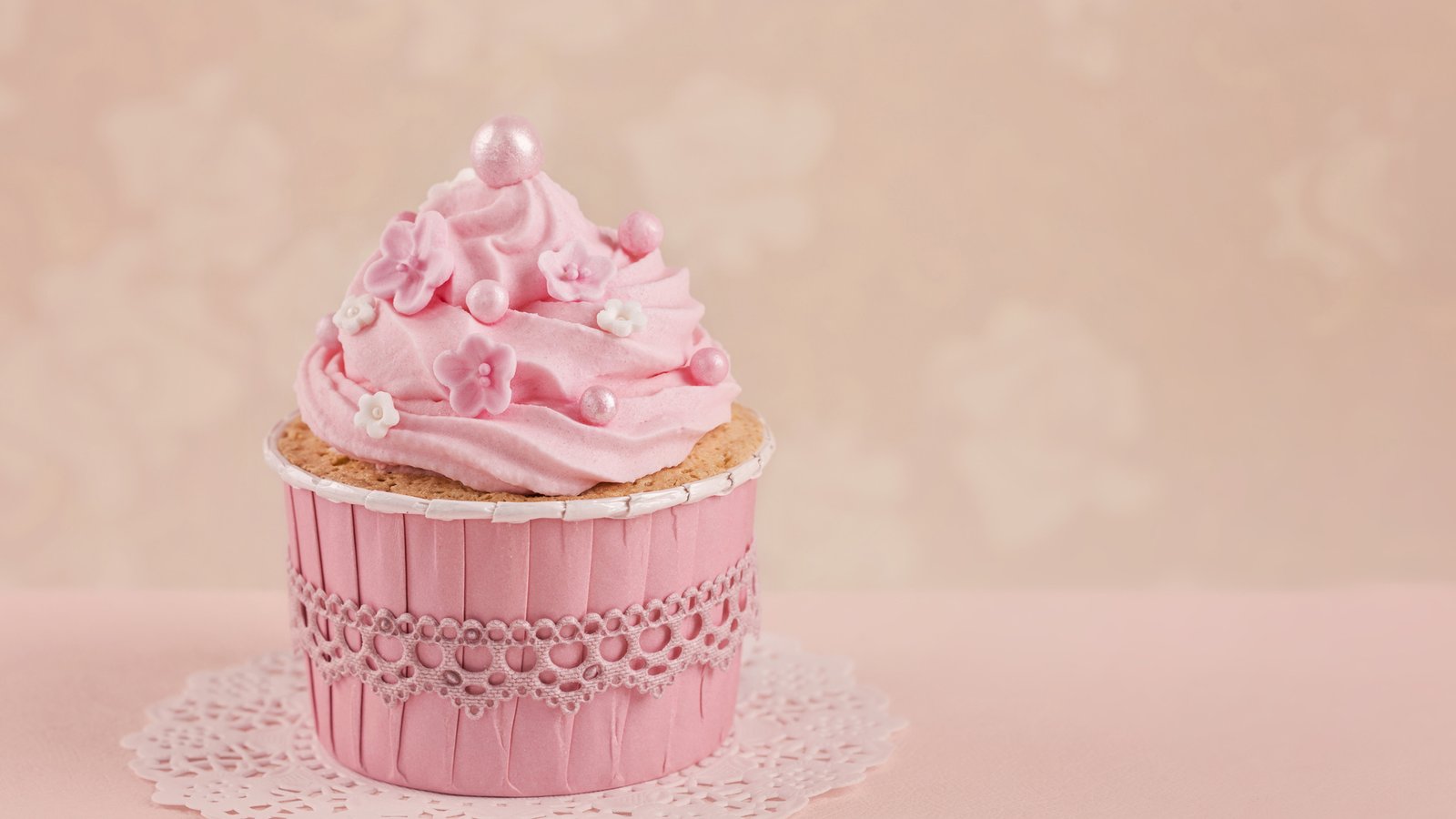 Pink Cupcake - hdwallpaper4k