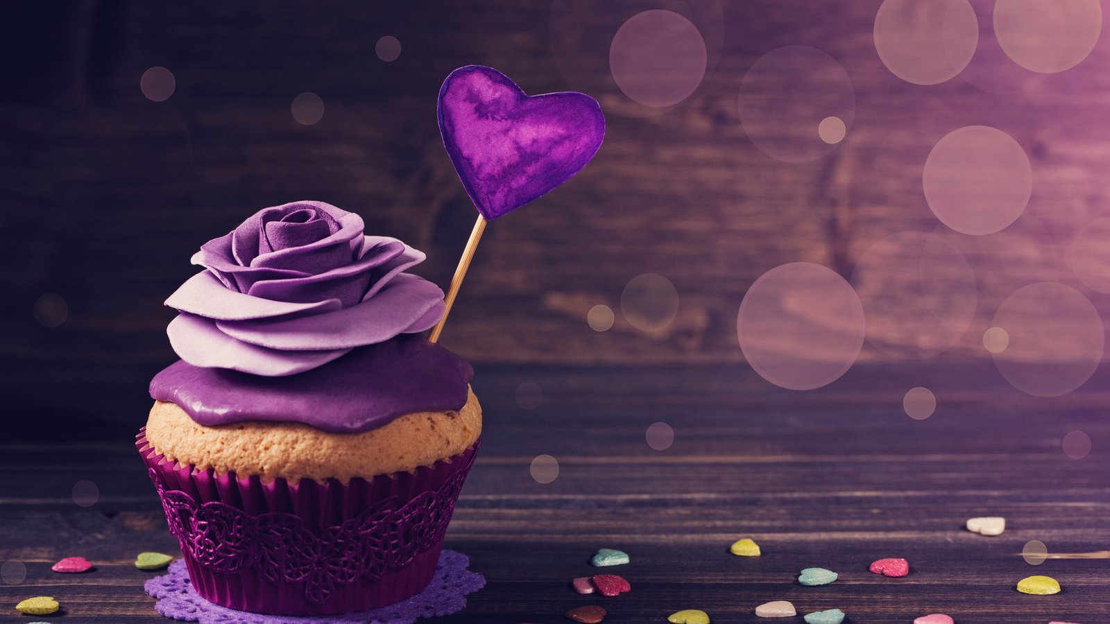 Roses Cupcake - hdwallpaper4k